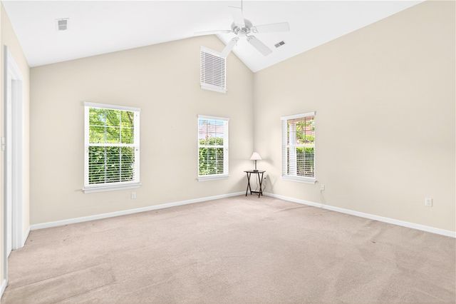 2104 Isleworth Ln, Cranberry Twp, PA 16066