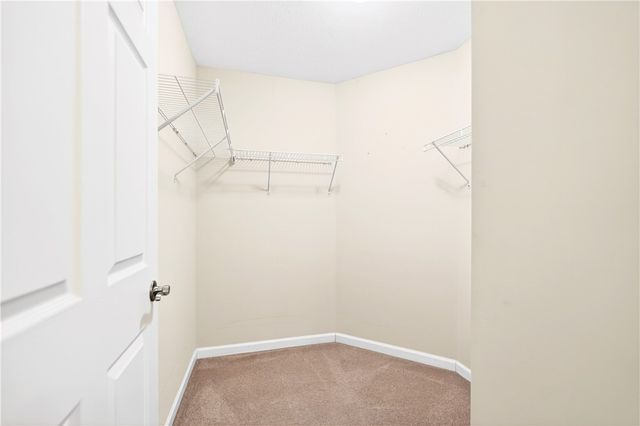 2104 Isleworth Ln, Cranberry Twp, PA 16066