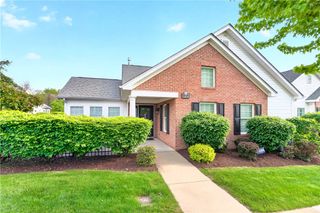 2104 Isleworth Ln, Cranberry Twp, PA 16066