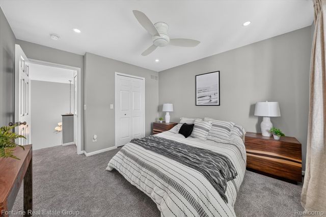 240 Rosebud Court, Walled Lake, MI 48390