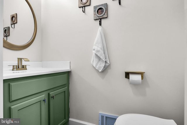 53 CRANBERRY LN, Delran, NJ 08075