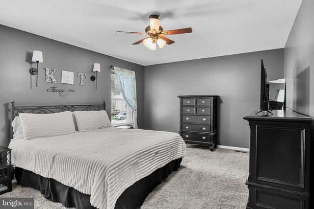 53 CRANBERRY LN, Delran, NJ 08075