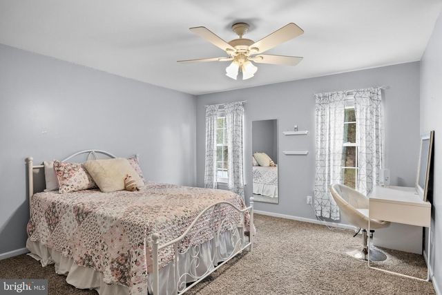 53 CRANBERRY LN, Delran, NJ 08075