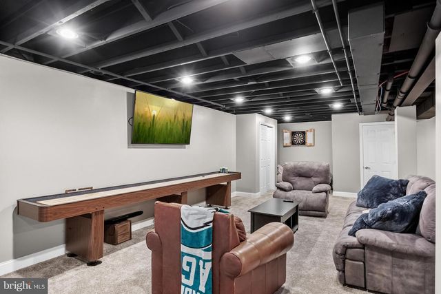 53 CRANBERRY LN, Delran, NJ 08075