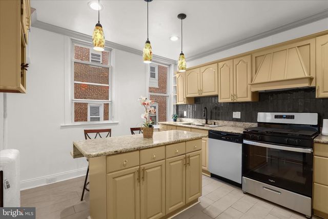 5019 MIDWOOD AVE, Baltimore, MD 21212