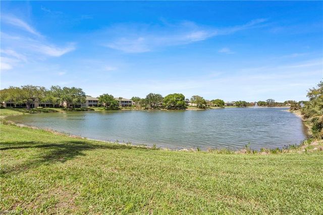 600 Vintage Reserve LN 22B, Naples, FL 34119