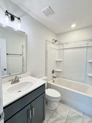 1121 Black Rock Rd, Clarksville, TN 37040