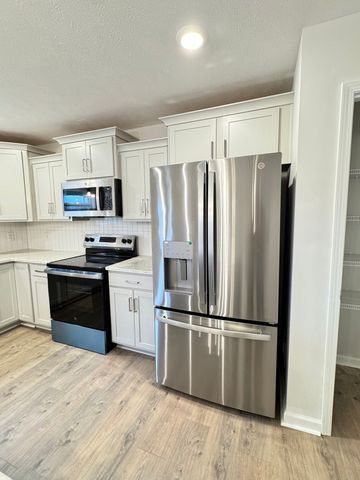 1121 Black Rock Rd, Clarksville, TN 37040