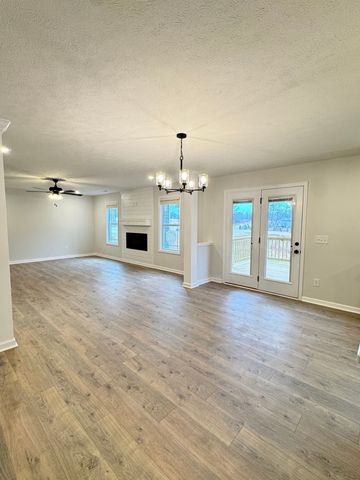 1121 Black Rock Rd, Clarksville, TN 37040