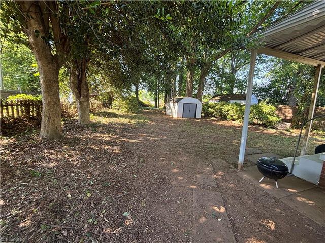 3101 Peebles Drive, Greensboro, NC 27403
