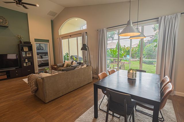 119 NW Willow Grove Avenue, Port St Lucie, FL 34986