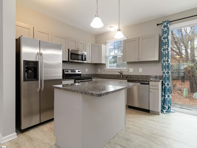 83 Huntress Drive, Greer, SC 29651