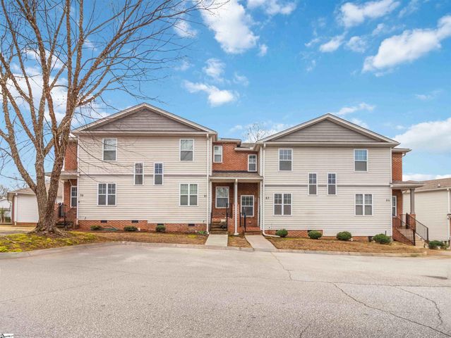 83 Huntress Drive, Greer, SC 29651