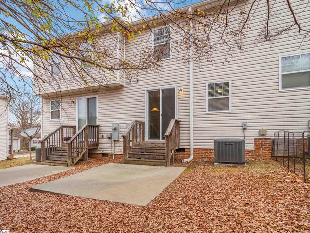 83 Huntress Drive, Greer, SC 29651