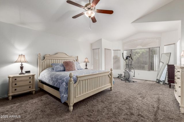 2859 E MILLBRAE Lane, Gilbert, AZ 85234