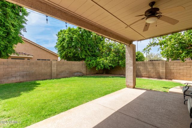 2859 E MILLBRAE Lane, Gilbert, AZ 85234