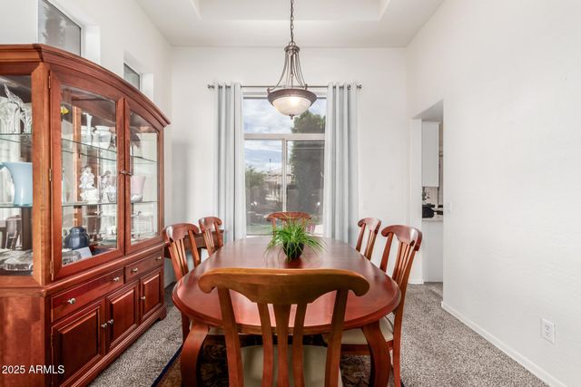 2859 E MILLBRAE Lane, Gilbert, AZ 85234