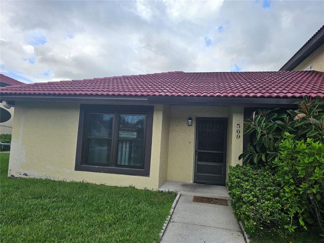 569 HUNTER CIRCLE, Kissimmee, FL 34758