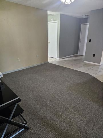 569 HUNTER CIRCLE, Kissimmee, FL 34758