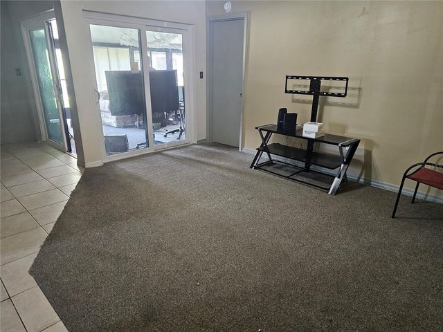 569 HUNTER CIRCLE, Kissimmee, FL 34758