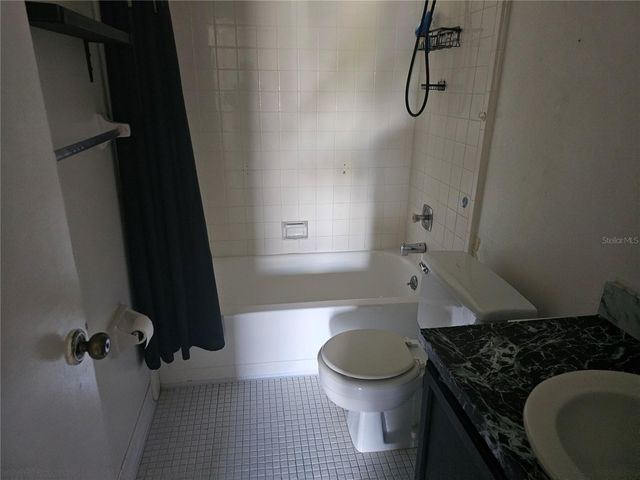 569 HUNTER CIRCLE, Kissimmee, FL 34758