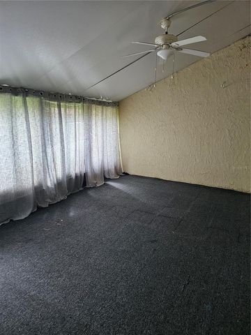 569 HUNTER CIRCLE, Kissimmee, FL 34758