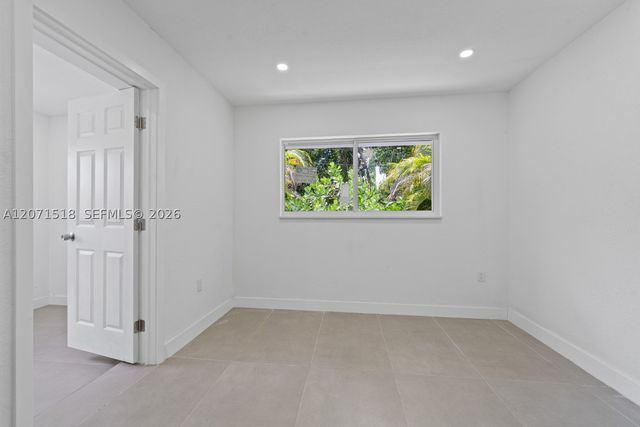 1849 NW 16th St 1, Miami, FL 33125