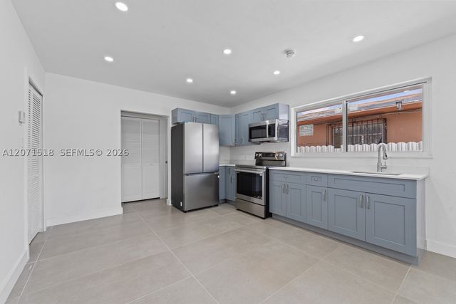 1849 NW 16th St 1, Miami, FL 33125