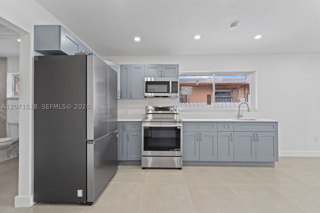 1849 NW 16th St 1, Miami, FL 33125