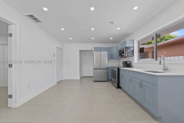 1849 NW 16th St 1, Miami, FL 33125