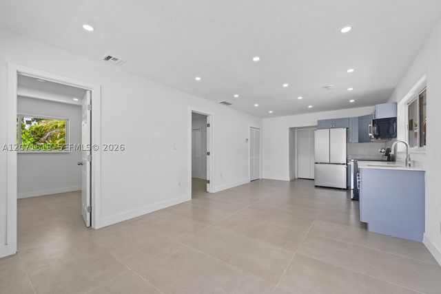 1849 NW 16th St 1, Miami, FL 33125