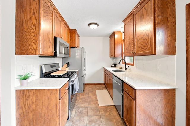 14615 Delft Avenue W, Rosemount, MN 55068