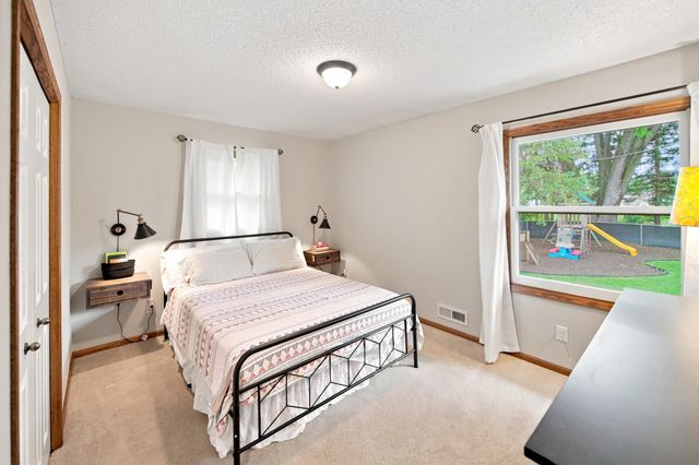 14615 Delft Avenue W, Rosemount, MN 55068