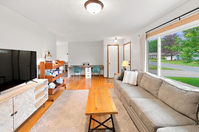 14615 Delft Avenue W, Rosemount, MN 55068