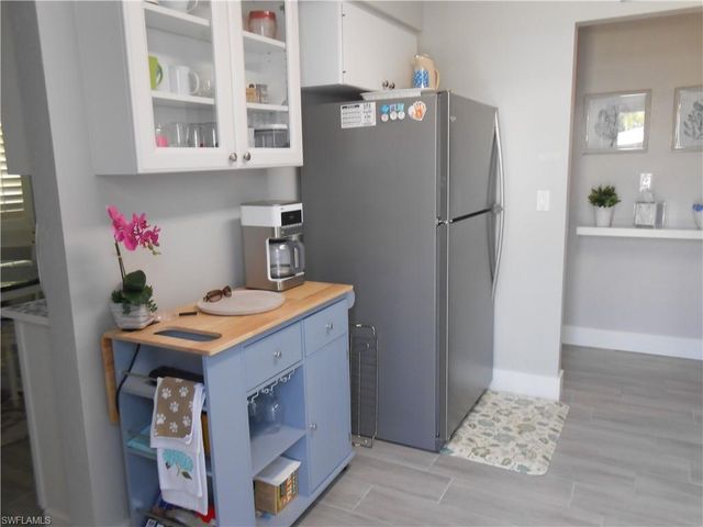 6 Aztec Lily LN, Lehigh Acres, FL 33936