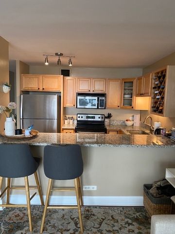 1636 N Wells Street 3414, Chicago, IL 60614