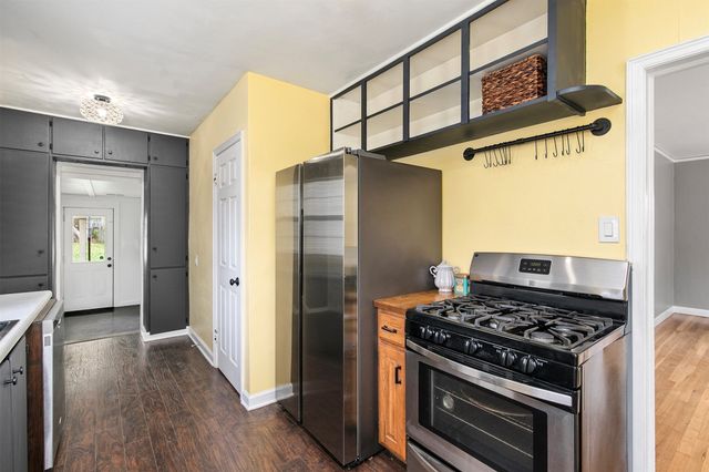 303 Virginia Avenue, Des Moines, IA 50315