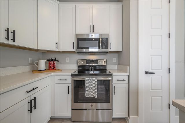 4402 W GRAY STREET 1, Tampa, FL 33609