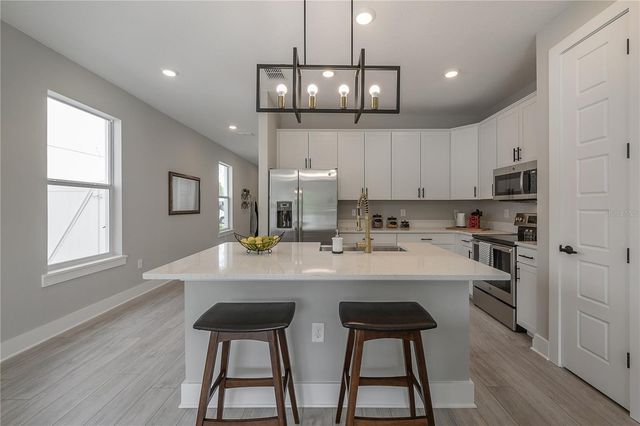 4402 W GRAY STREET 1, Tampa, FL 33609