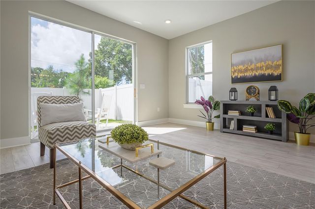 4402 W GRAY STREET 1, Tampa, FL 33609