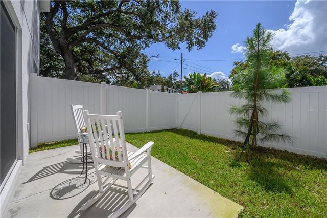 4402 W GRAY STREET 1, Tampa, FL 33609