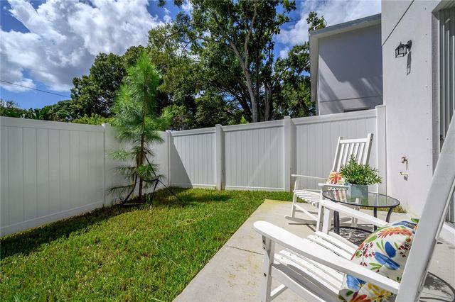 4402 W GRAY STREET 1, Tampa, FL 33609