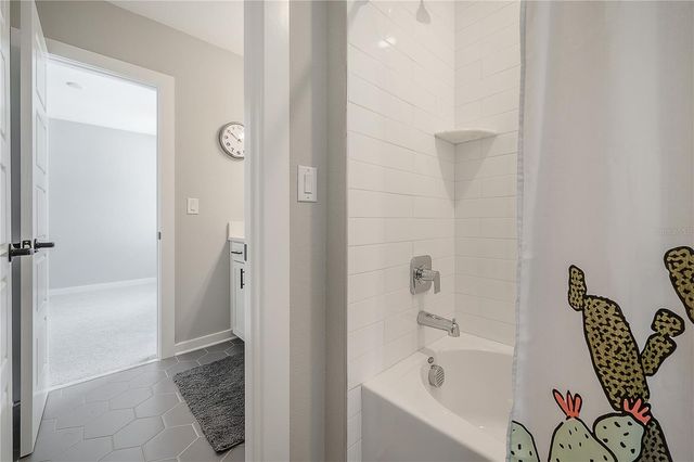 4402 W GRAY STREET 1, Tampa, FL 33609