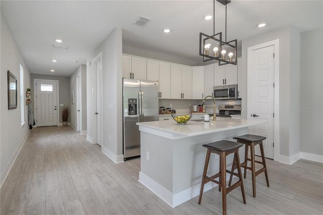 4402 W GRAY STREET 1, Tampa, FL 33609