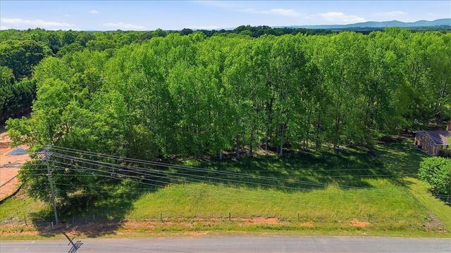 260 Wedgewood Road, Inman, SC 29349