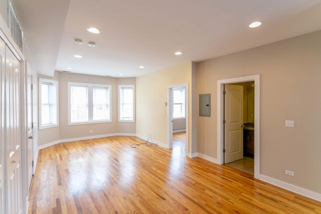 1430 N Maplewood Avenue 402, Chicago, IL 60622