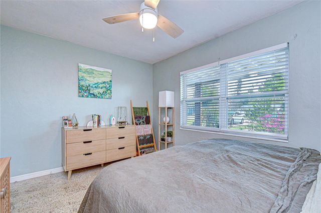 1611 28TH STREET S, St Petersburg, FL 33712