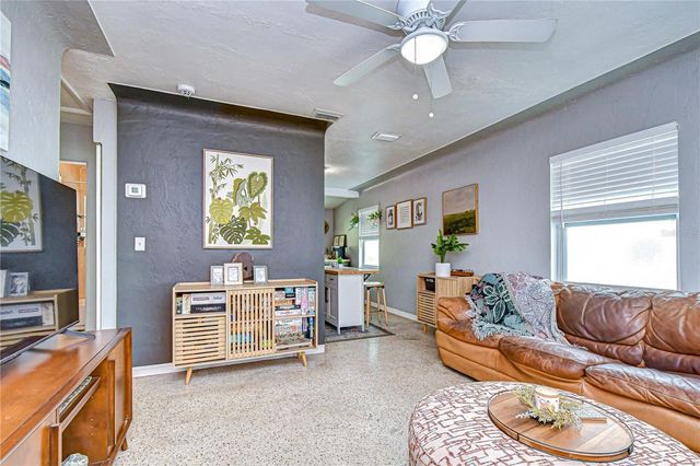 1611 28TH STREET S, St Petersburg, FL 33712