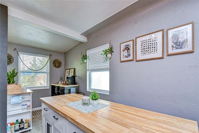 1611 28TH STREET S, St Petersburg, FL 33712