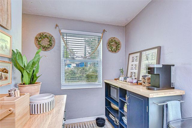 1611 28TH STREET S, St Petersburg, FL 33712